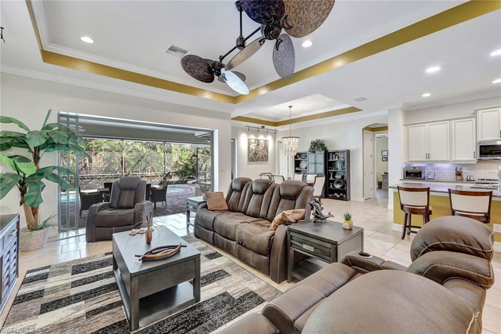 8724 Westwood Oaks PL