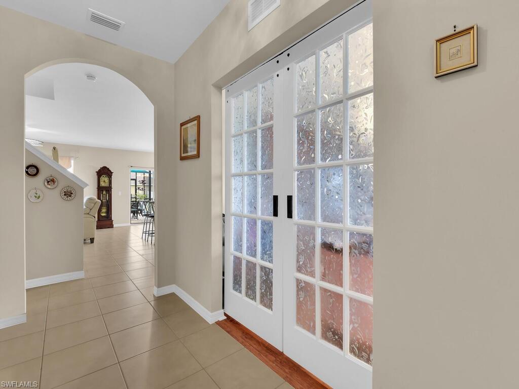 2739 Merida LN
