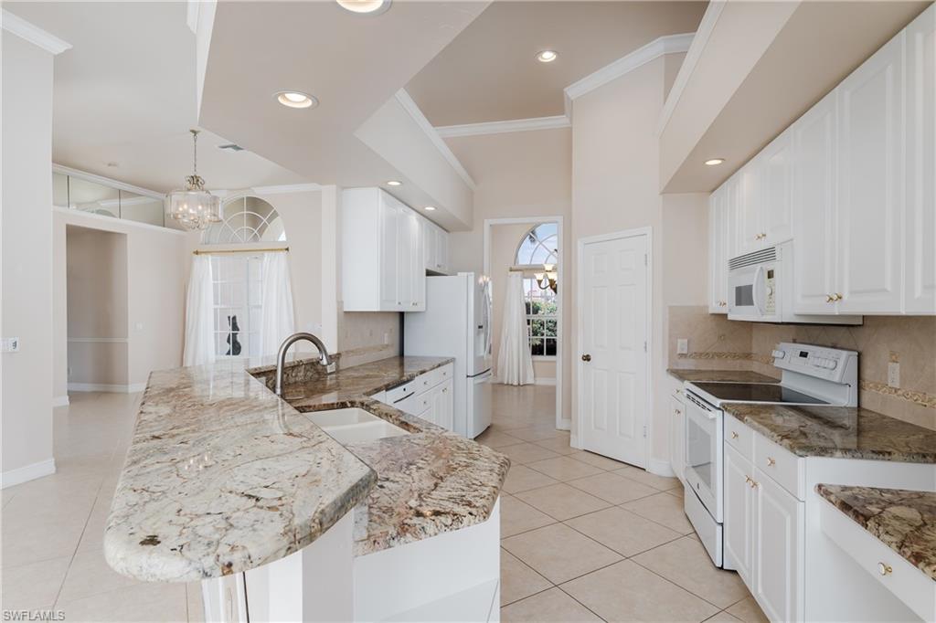 Marco Island, Florida, 34145, United States, 3 Bedrooms Bedrooms, ,2 BathroomsBathrooms,Residential,Active,1859416