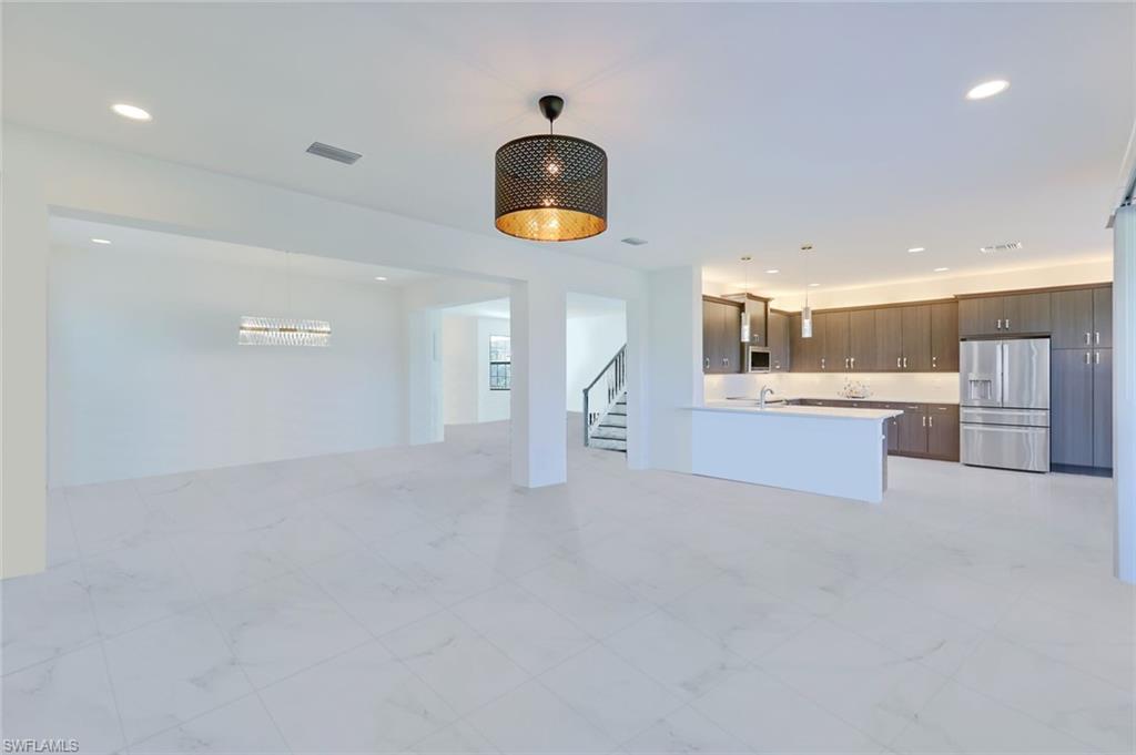 11604 Meadowrun CIR