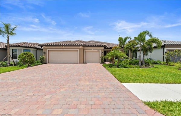 6261 PATRIOT LN, AVE MARIA, FL 34142 - Image ca3d8ec9885bfbb9eda6fca84436f60a/3377950825
