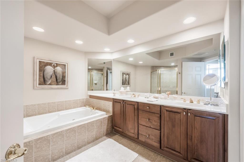 Naples, Florida 34109, United States, 2 Bedrooms Bedrooms, ,3 BathroomsBathrooms,Residential,Active,87507