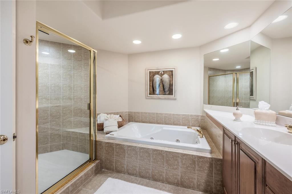 Naples, Florida 34109, United States, 2 Bedrooms Bedrooms, ,3 BathroomsBathrooms,Residential,Active,87507