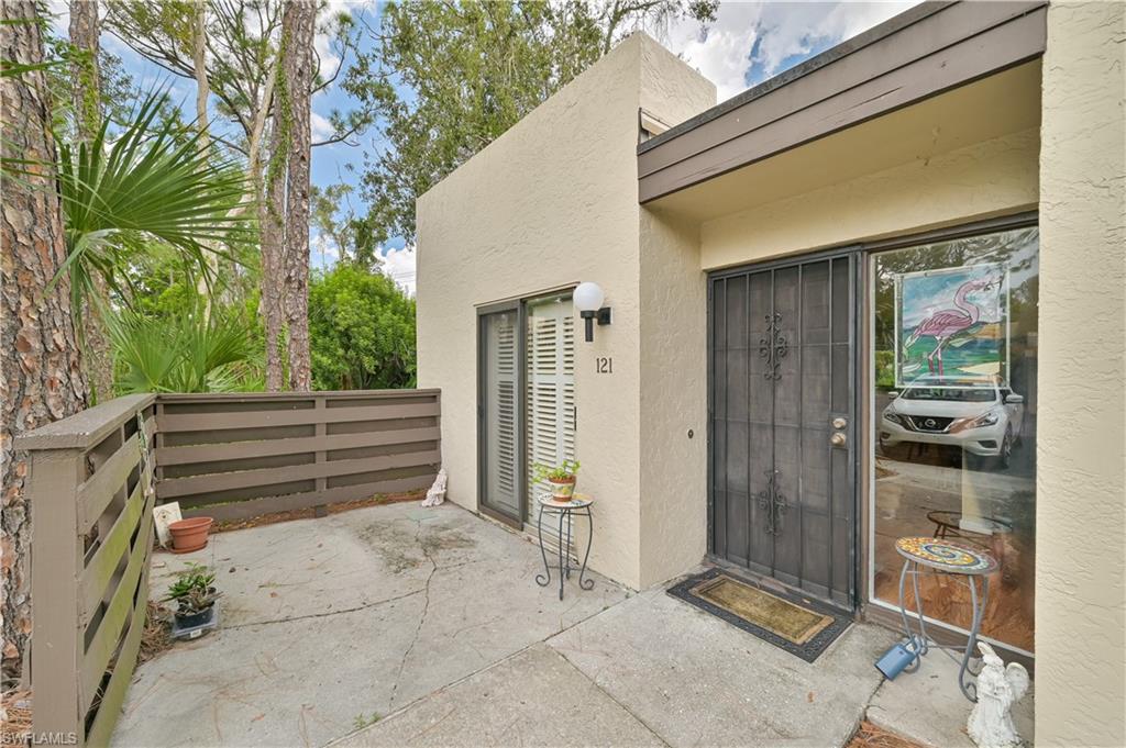 Fort Myers, Florida 33907, United States, 3 Bedrooms Bedrooms, ,2 BathroomsBathrooms,Residential,Active,141817