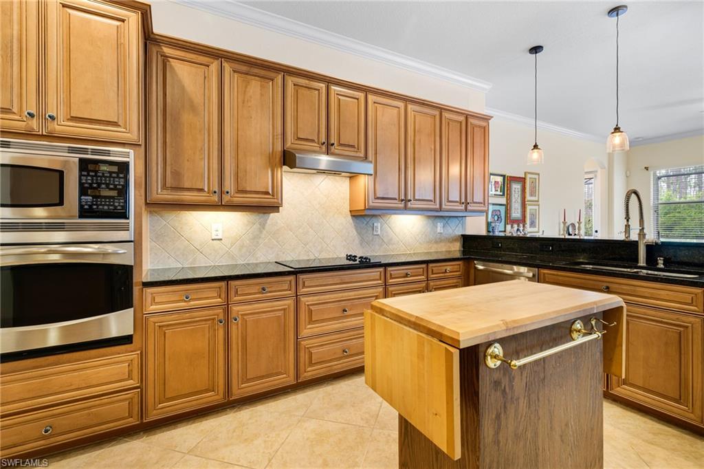 21106 Torre Del Lago ST