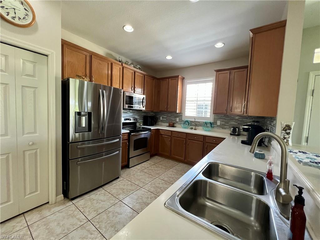 15047 Sea Crest BLVD