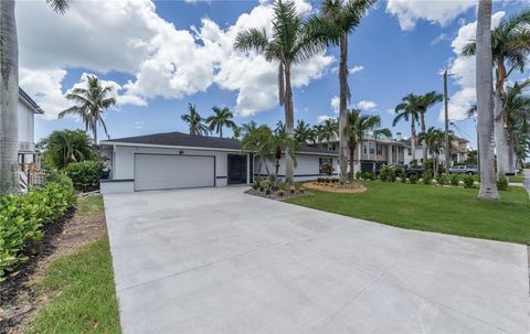11691 Isle Of Palm DR, Fort Myers Beach, FL 33931 - MLS#: 223086375