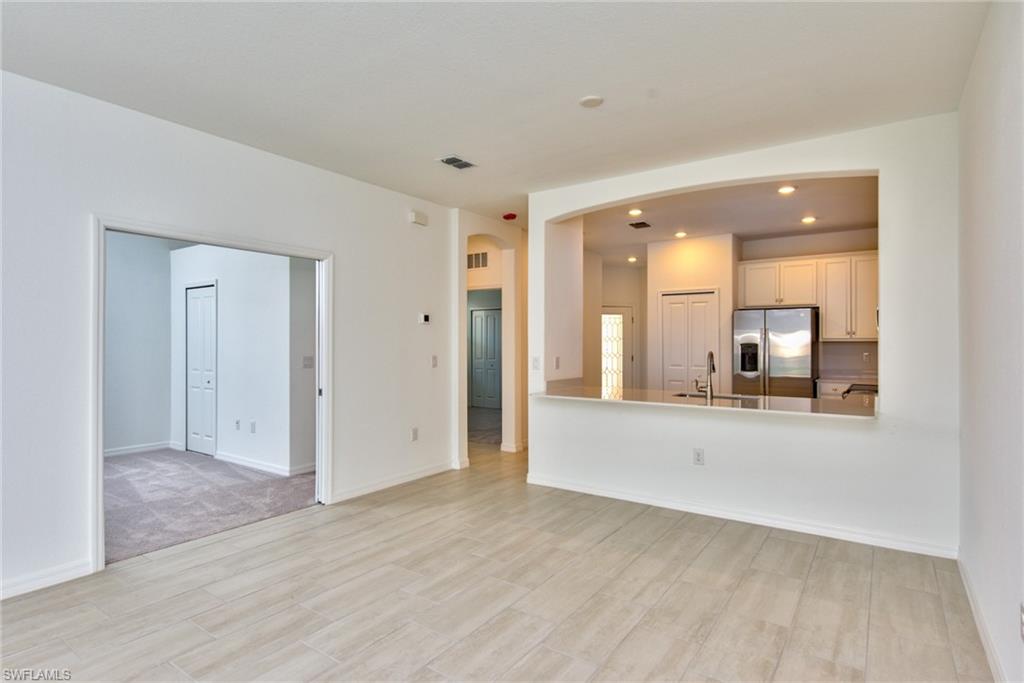 2591 Vine AVE