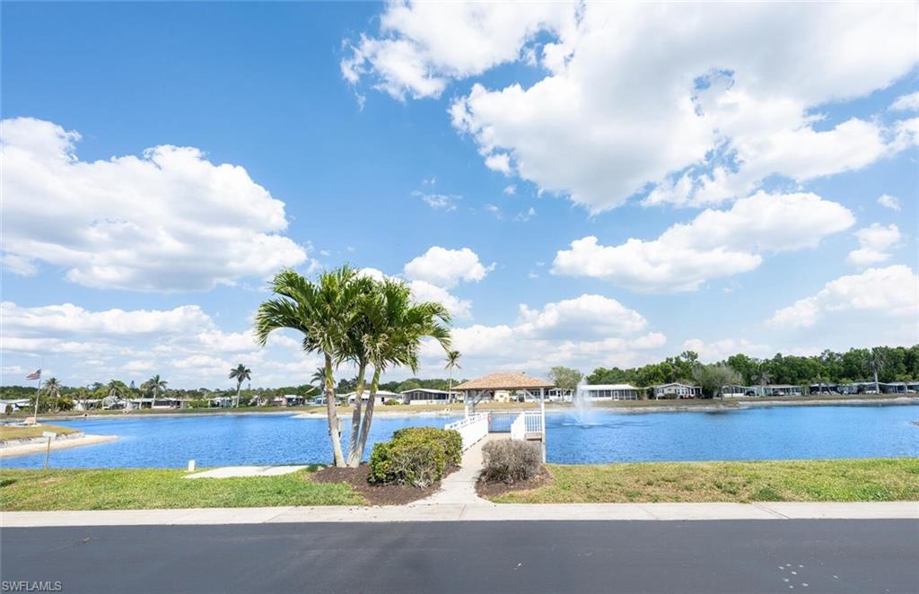 Naples, Florida 34104, United States, 2 Bedrooms Bedrooms, ,2 BathroomsBathrooms,Residential,Active,97255