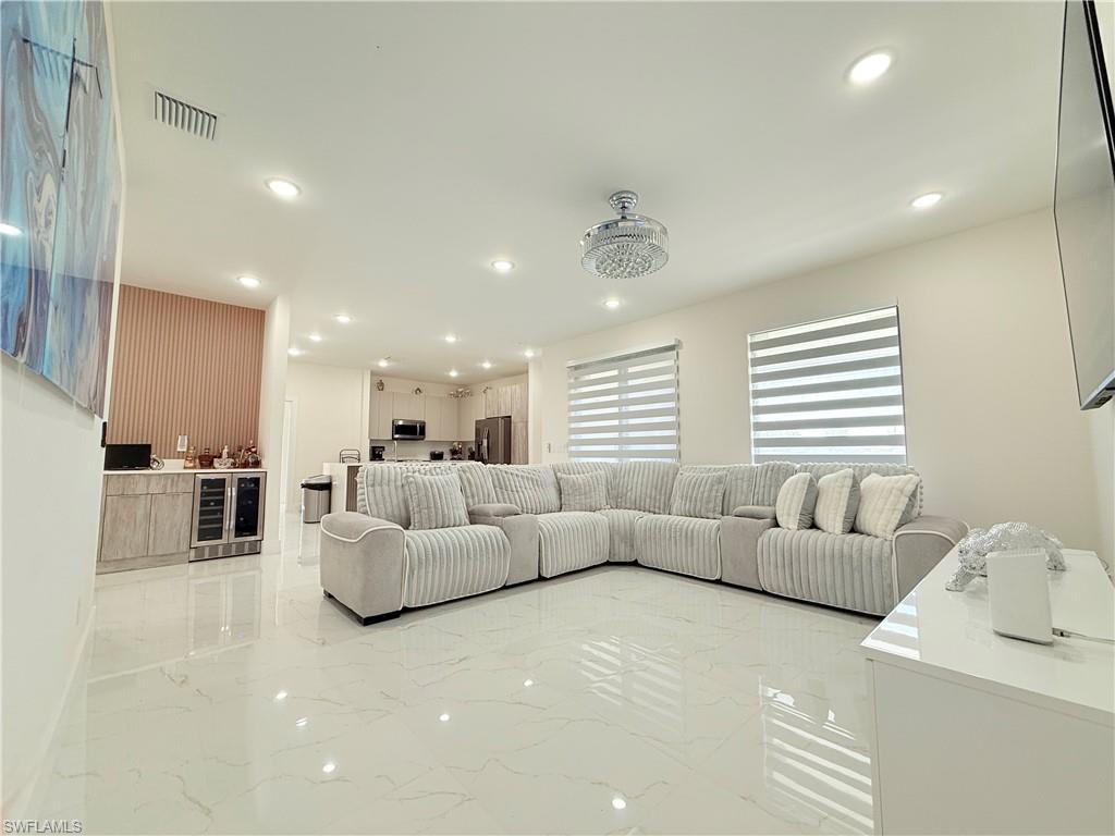2838 NW Embers TER