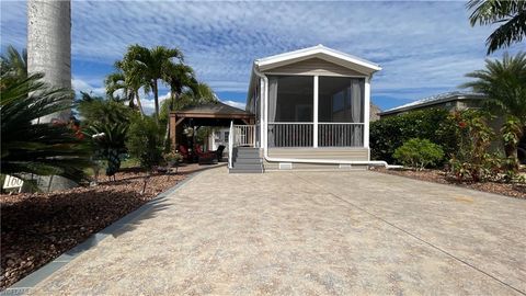 10207 Yellow Top TRL, Fort Myers, FL 33905 - #: 224011671