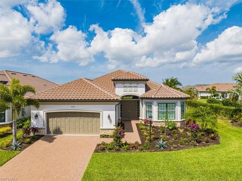 11250 Canal Grande DR, Fort Myers, FL 33913 - #: 224031253