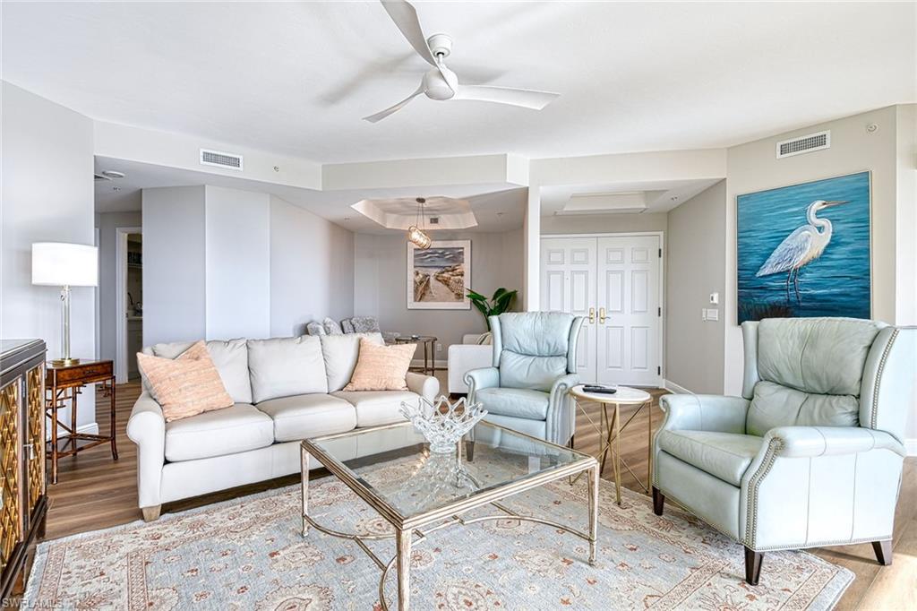 445 Cove Tower DR 704