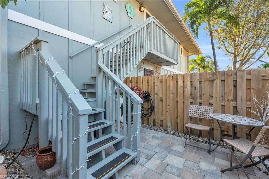 4251 Island CIR 3