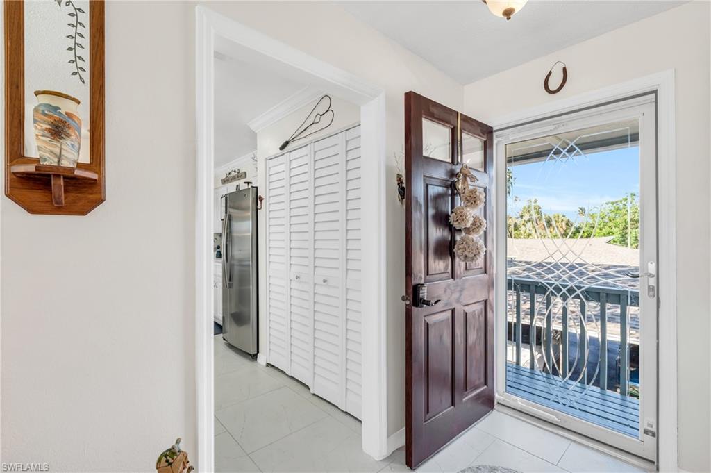4251 Island CIR 3