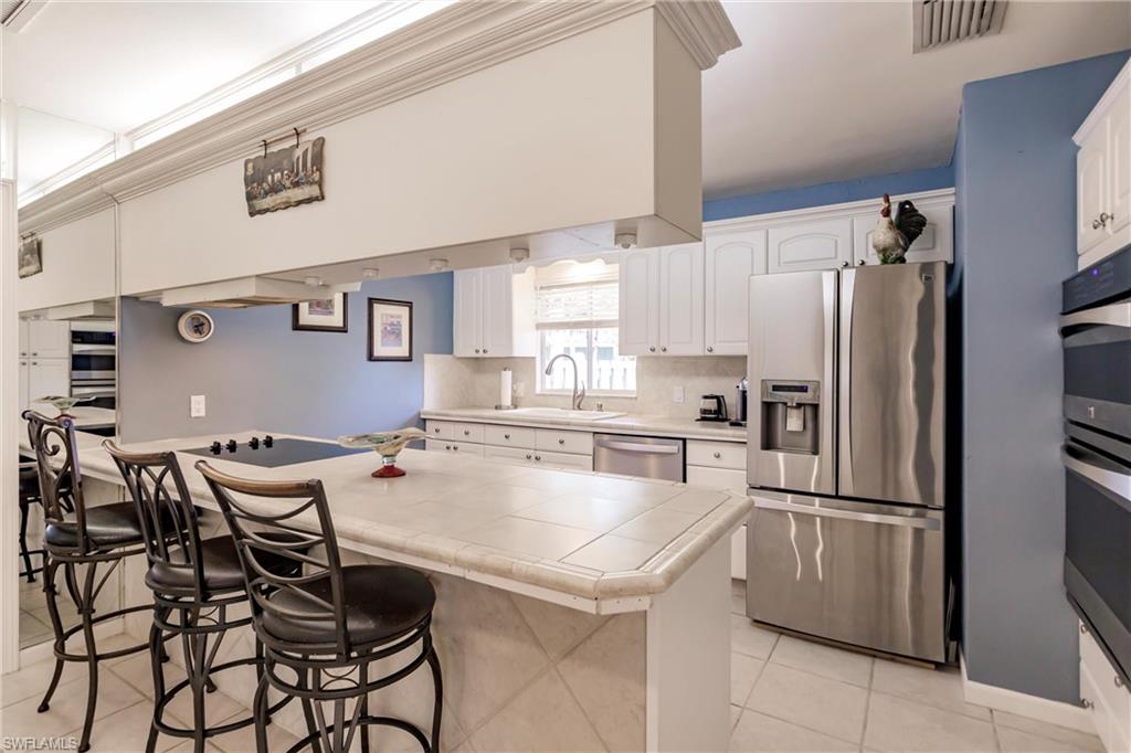 4307 Island CIR 1