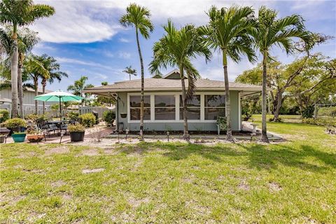 4307 Island CIR 1 FORT MYERS FL 33919