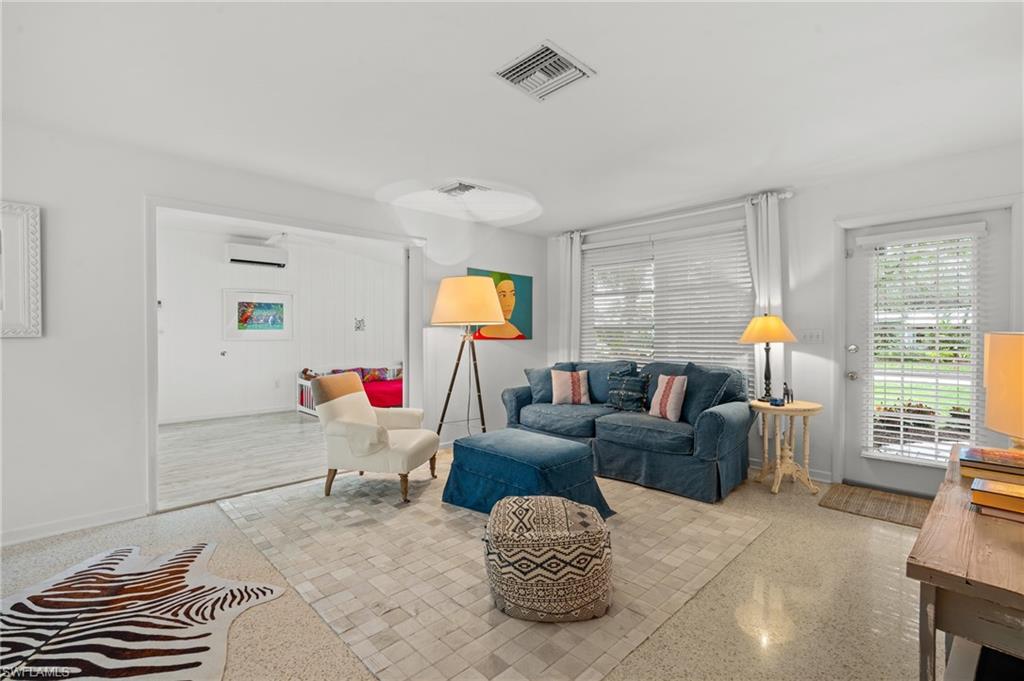 432 3rd AVE N
