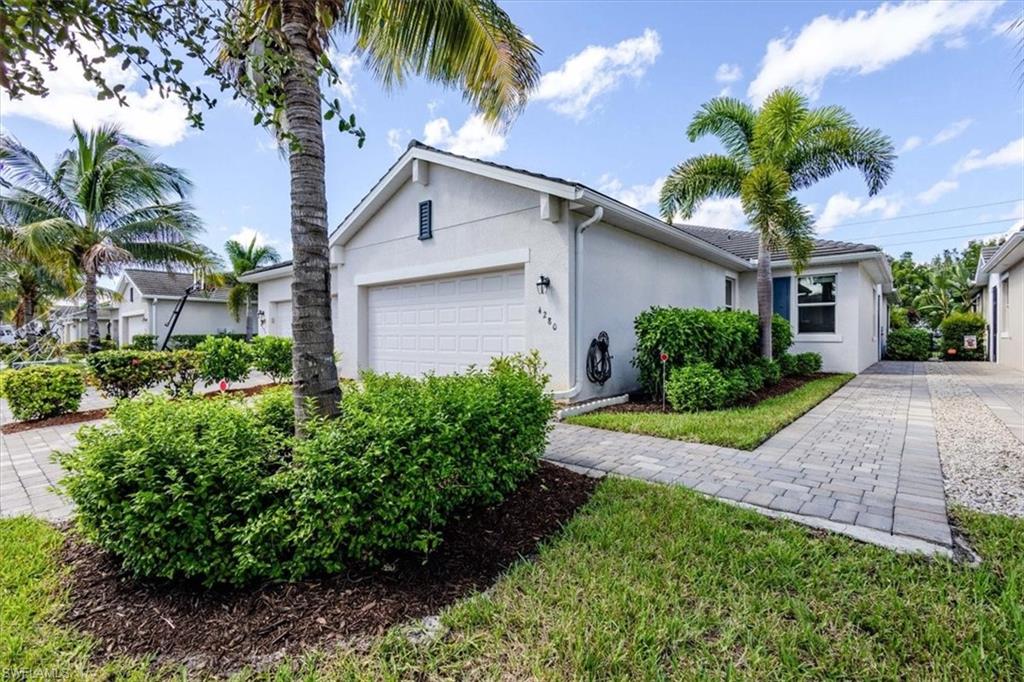 4280 Lemongrass DR