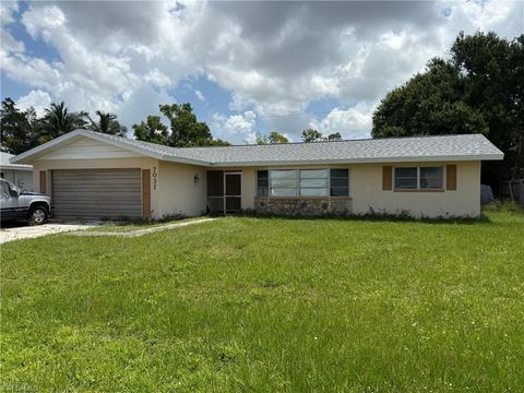 7037 E Fountainhead RD FORT MYERS FL 33919