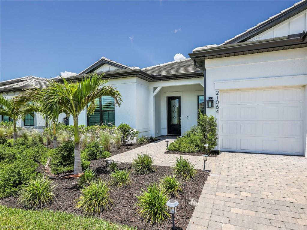 21064 Hallandale DR