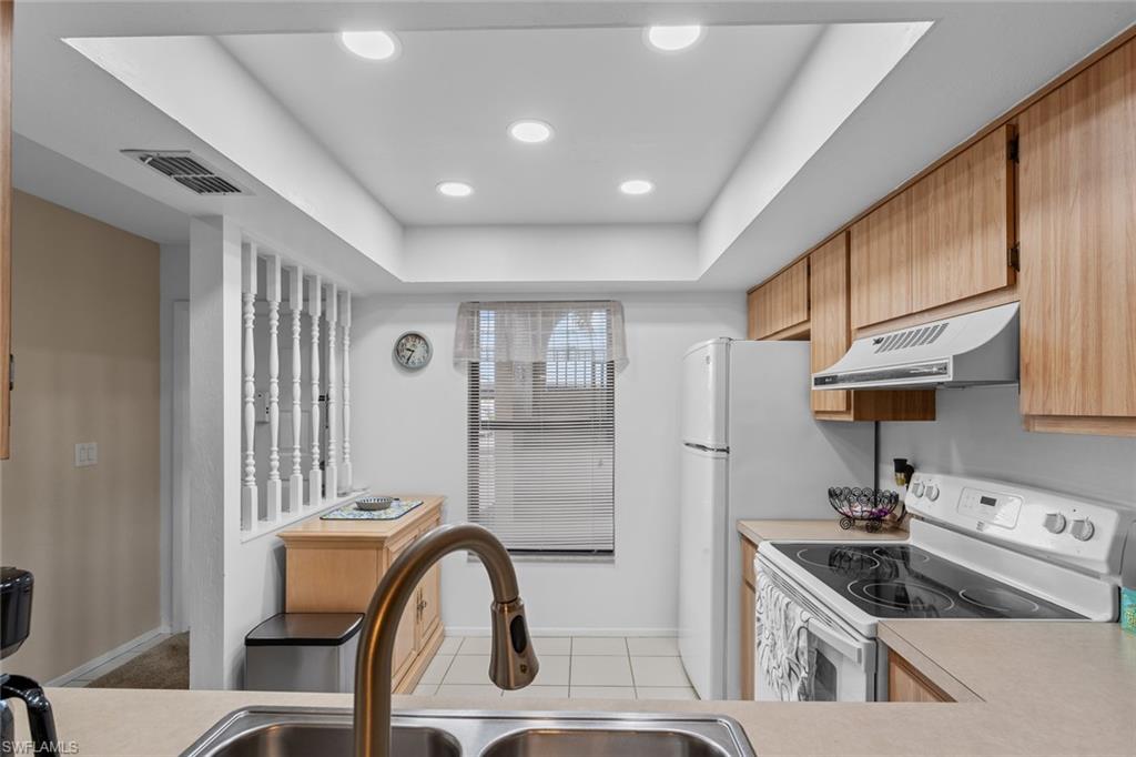 8534 Charter Club CIR 3