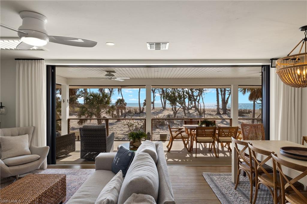 33 Beach Homes 33