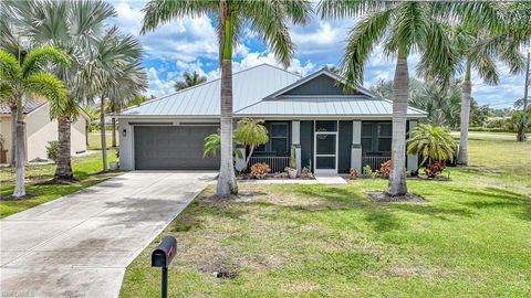 Single Family Residence in PUNTA GORDA FL 17654 Vellum CIR.jpg