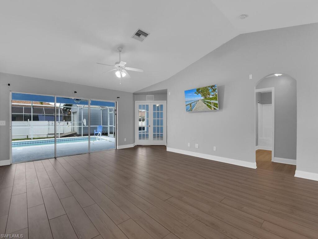 1159 NW 2nd PL