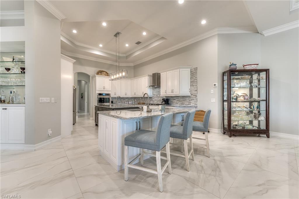 23084 Shady Knoll DR
