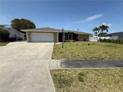 1427 Carmelle DR FORT MYERS FL 33919
