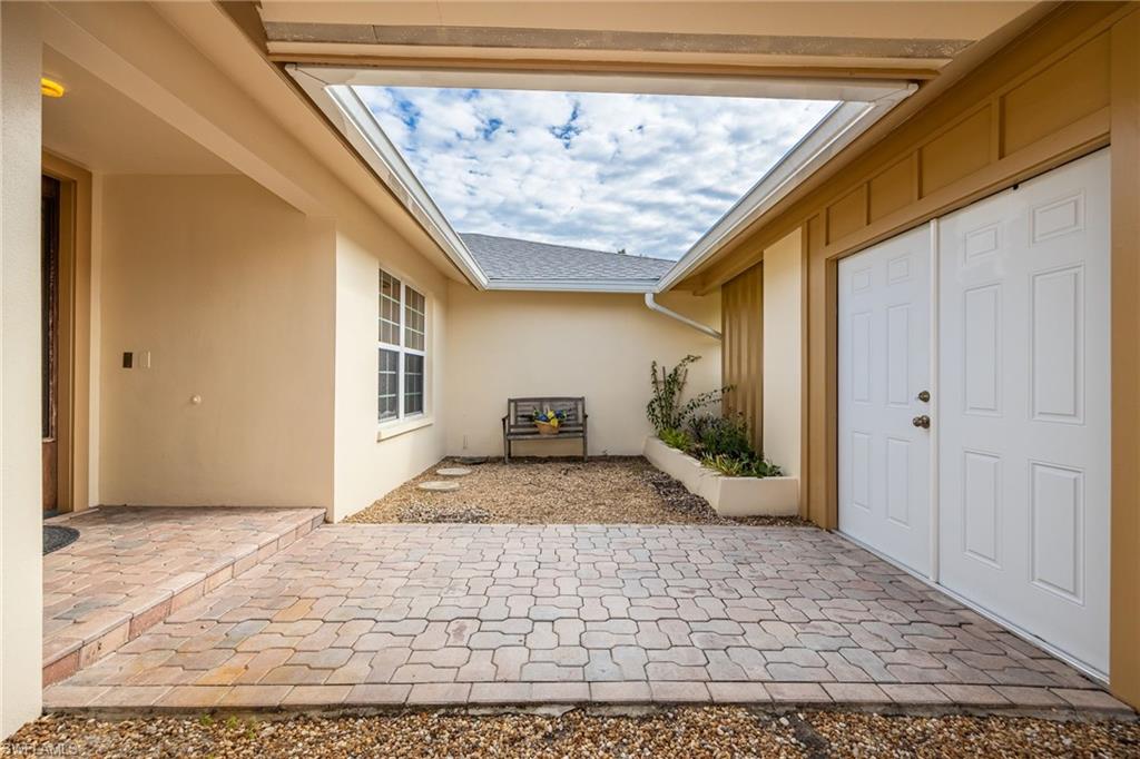 5676 Montilla DR