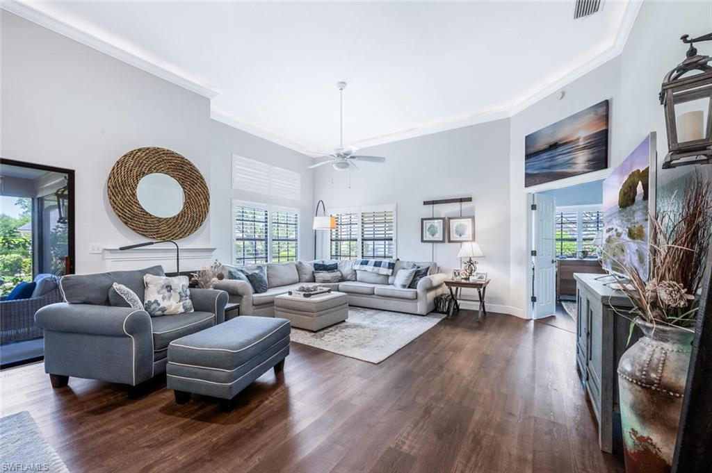 Naples, Florida 34109, United States, 3 Bedrooms Bedrooms, ,2 BathroomsBathrooms,Residential,Contingent,119264