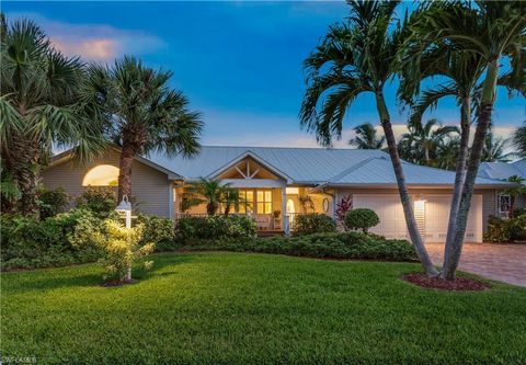 12593 Coconut Creek CT FORT MYERS FL 33908