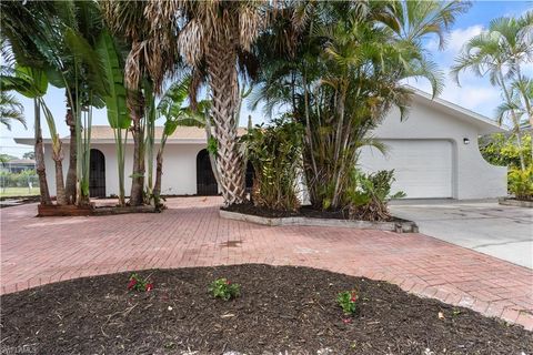 8925 Dorchester ST FORT MYERS FL 33907