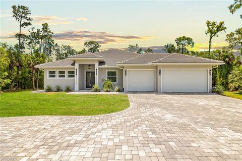 4400 5th AVE NW, Naples, FL 34119 - #: 224036662