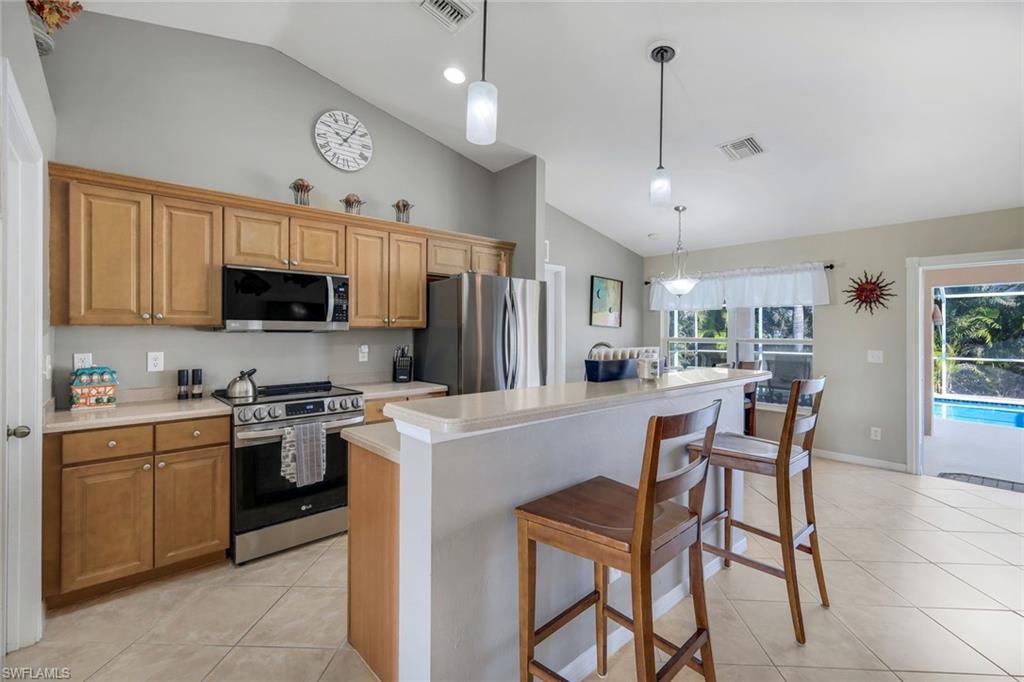 1735 NW 19th ST