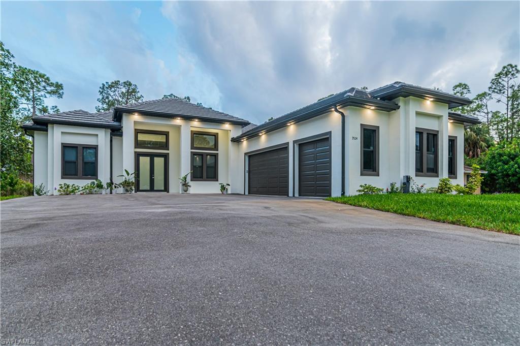 3524 29th AVE SW