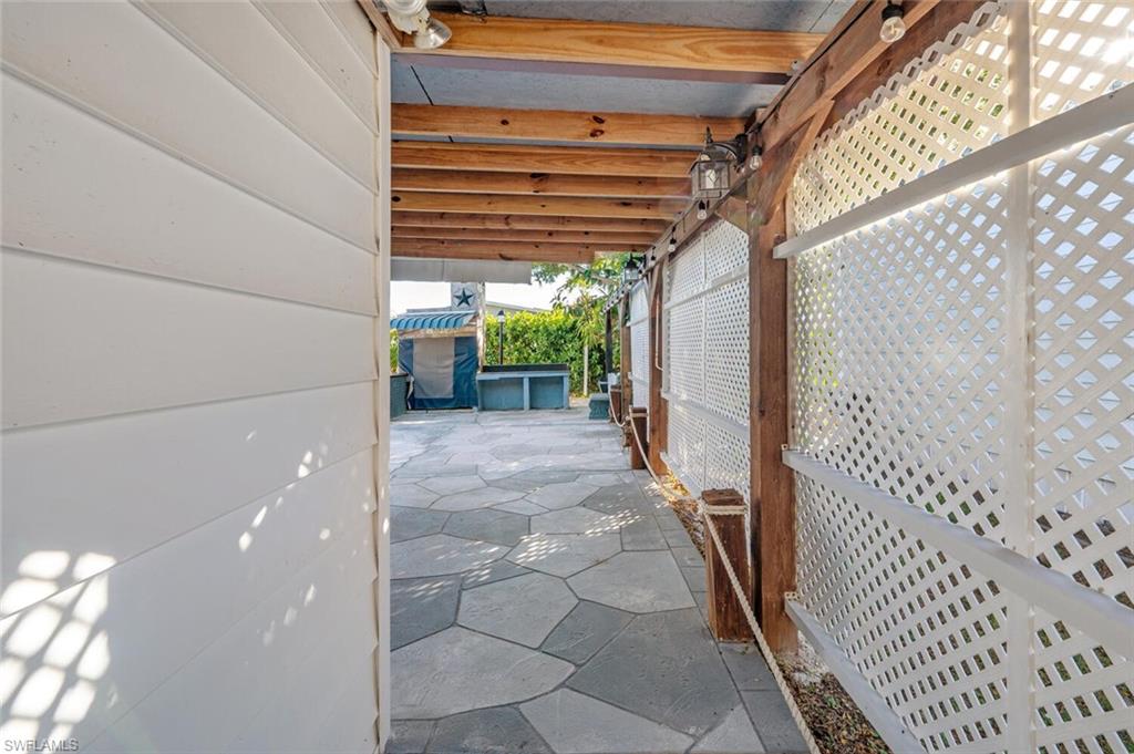 Naples, Florida 34104, United States, 2 Bedrooms Bedrooms, ,2 BathroomsBathrooms,Residential,Active,87520