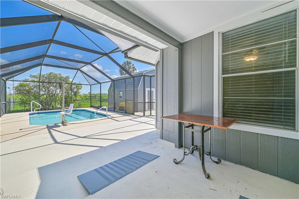 North Fort Myers, Florida 33917, United States, 6 Bedrooms Bedrooms, ,4 BathroomsBathrooms,Residential,Active,140621