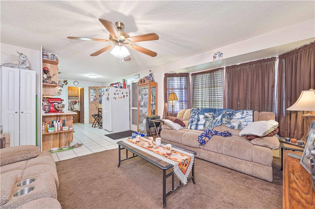 North Fort Myers, Florida 33917, United States, 6 Bedrooms Bedrooms, ,4 BathroomsBathrooms,Residential,Active,140621