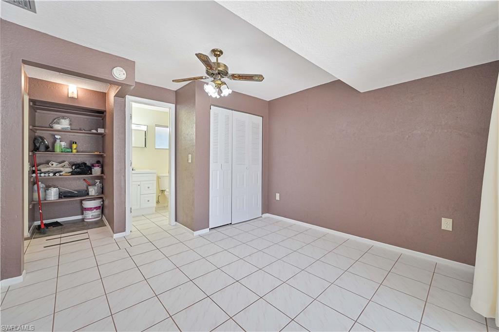 North Fort Myers, Florida 33917, United States, 6 Bedrooms Bedrooms, ,4 BathroomsBathrooms,Residential,Active,140621