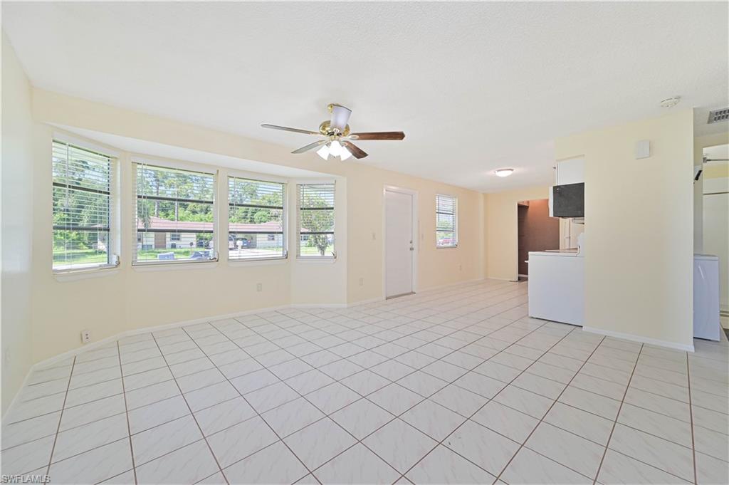 North Fort Myers, Florida 33917, United States, 6 Bedrooms Bedrooms, ,4 BathroomsBathrooms,Residential,Active,140621