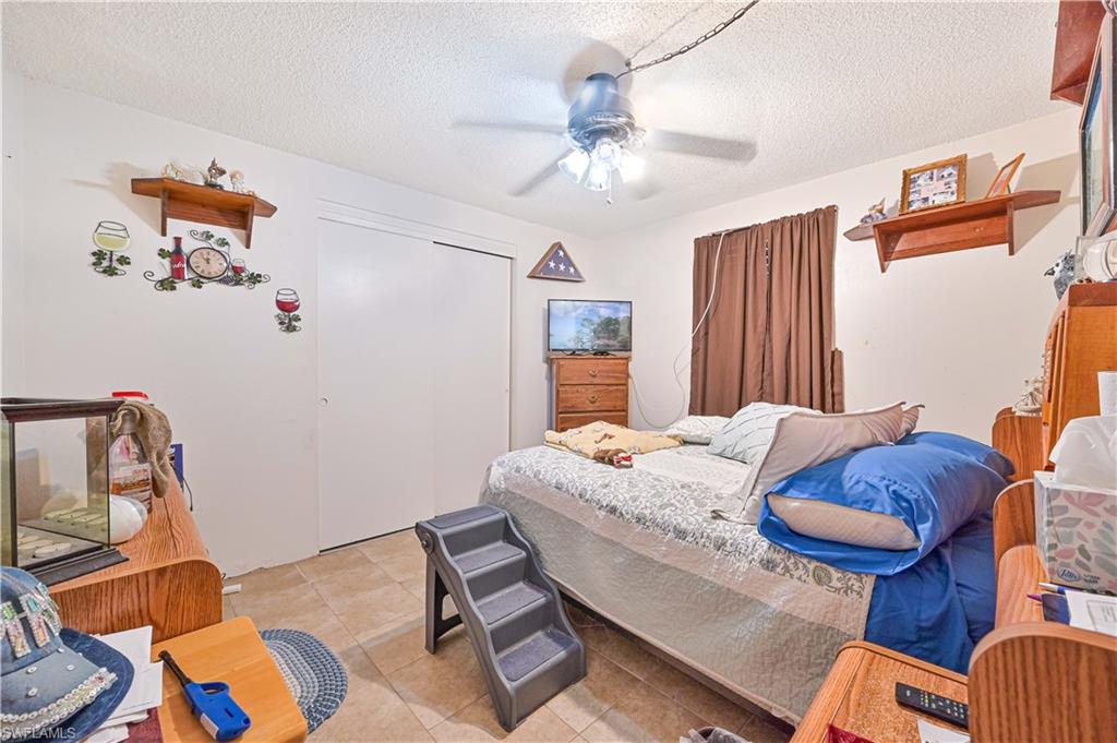 North Fort Myers, Florida 33917, United States, 6 Bedrooms Bedrooms, ,4 BathroomsBathrooms,Residential,Active,140621