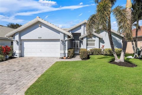 12651 Hunters Ridge DR BONITA SPRINGS FL 34135