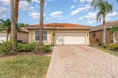 10427 Carolina Willow DR FORT MYERS FL 33913