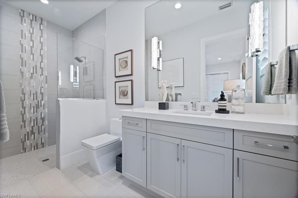 Naples, Florida 34113, United States, 4 Bedrooms Bedrooms, ,5 BathroomsBathrooms,Residential,Pending,19383