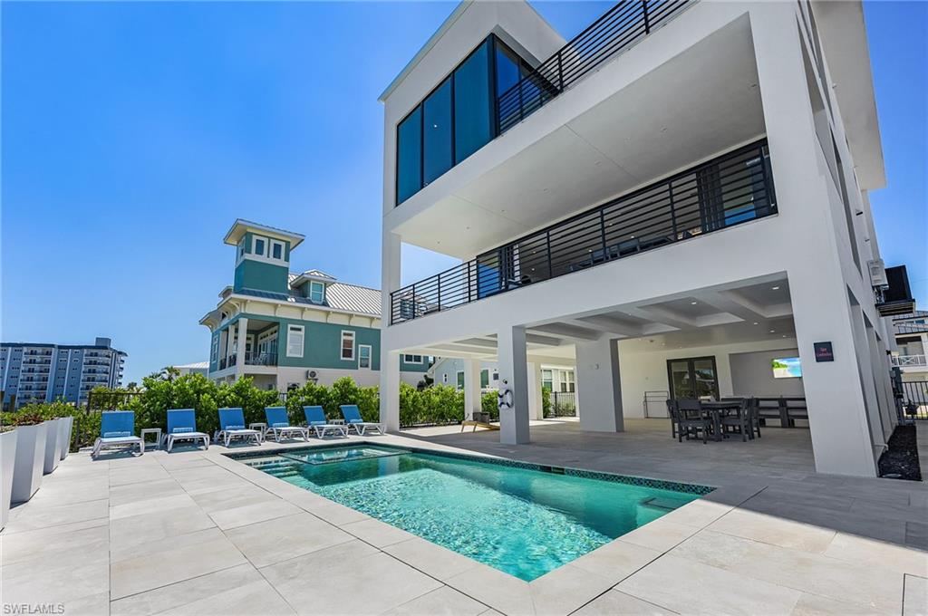 455 Palermo CIR