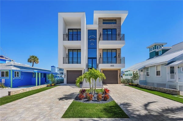455 PALERMO CIR, FORT MYERS BEACH, FL 33931 - Image e6cb3ba701bf3dec91aa60e3f2ea587b/3414728617
