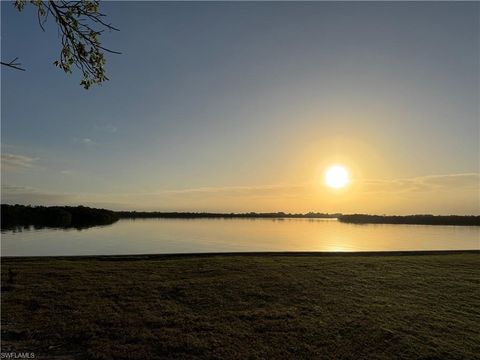 945 Caxambas DR MARCO ISLAND FL 34145